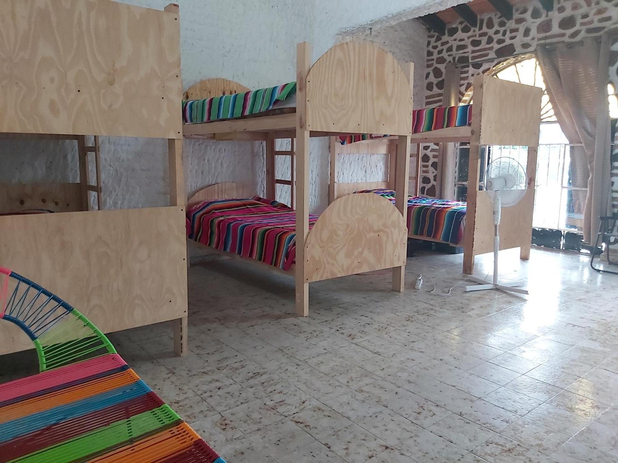 El Sunset Hostel بويرتو فالارتا المظهر الخارجي الصورة