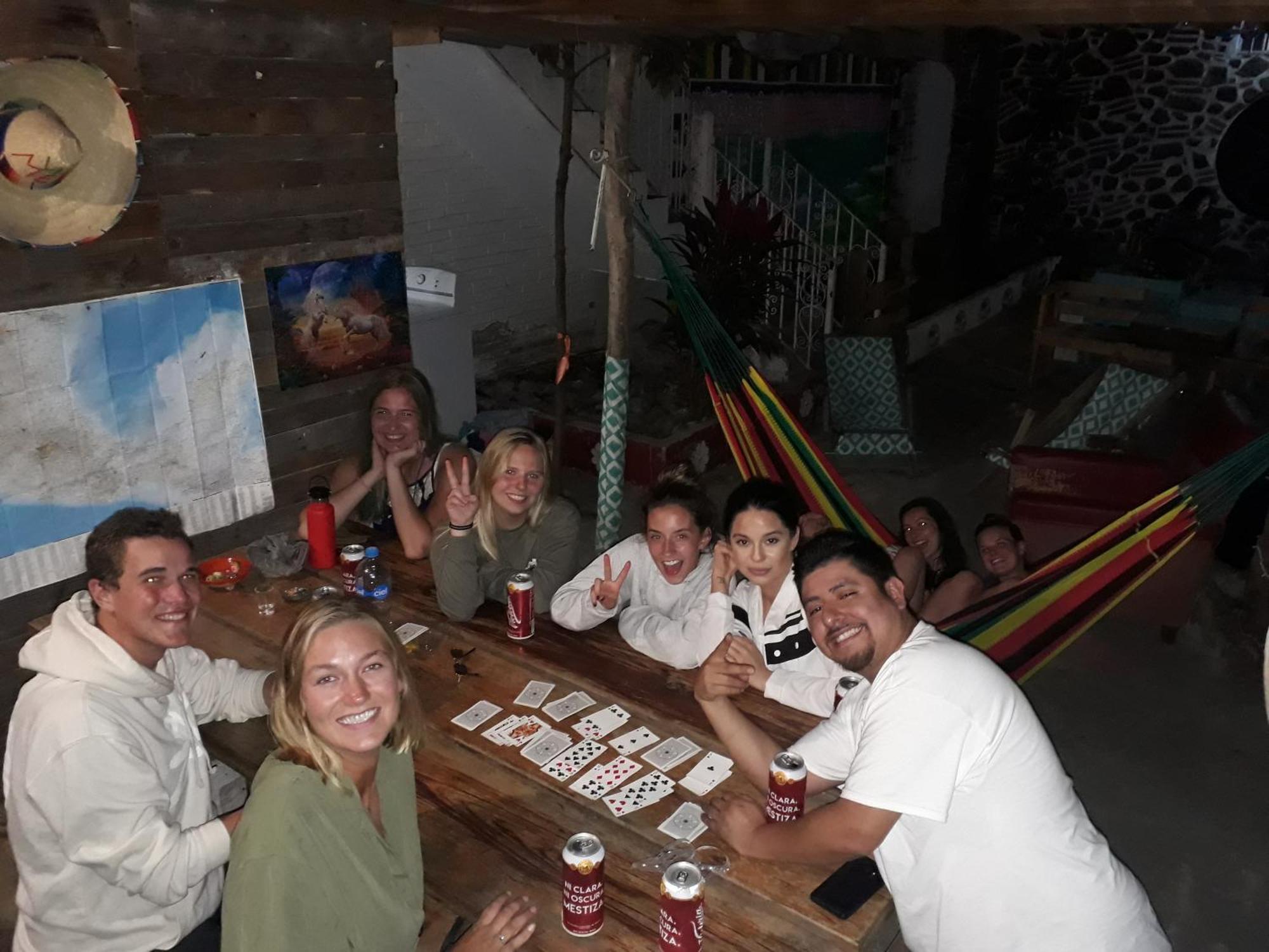 El Sunset Hostel بويرتو فالارتا المظهر الخارجي الصورة